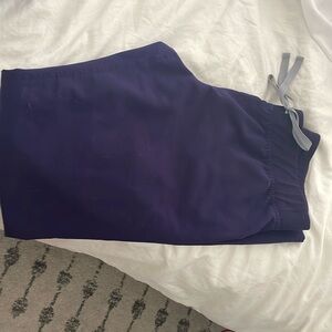 Livingston scrub pants XS